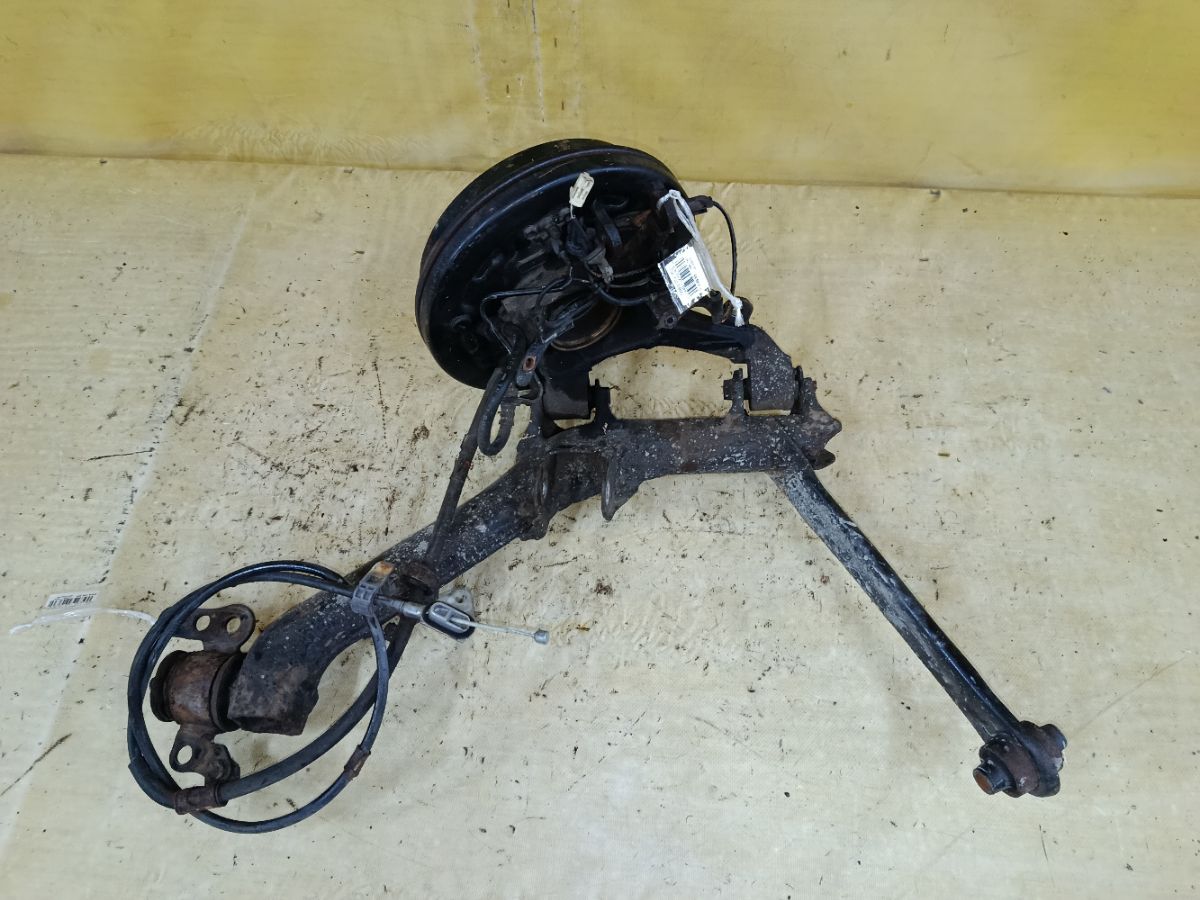 Ступица на Toyota Corolla Fielder NZE144G 1NZ-FE Фото 1