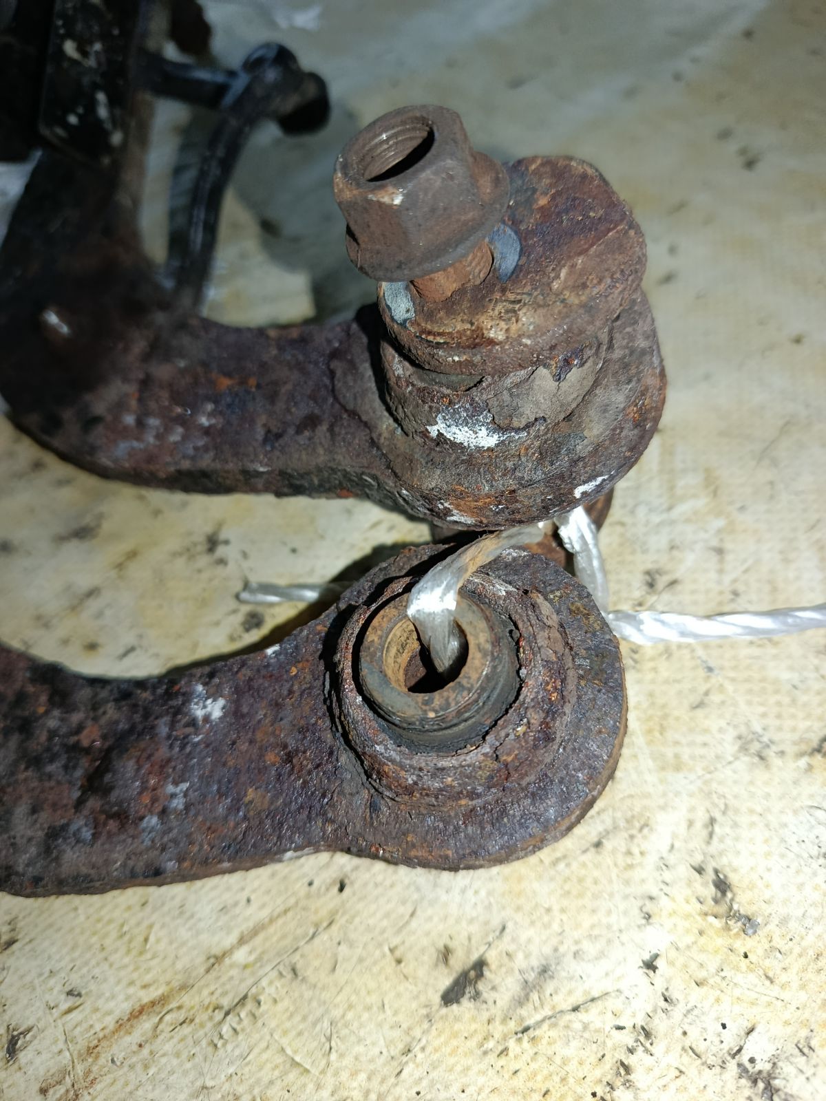 Рычаг на Toyota Corolla Fielder NZE144G 1NZ-FE Фото 2