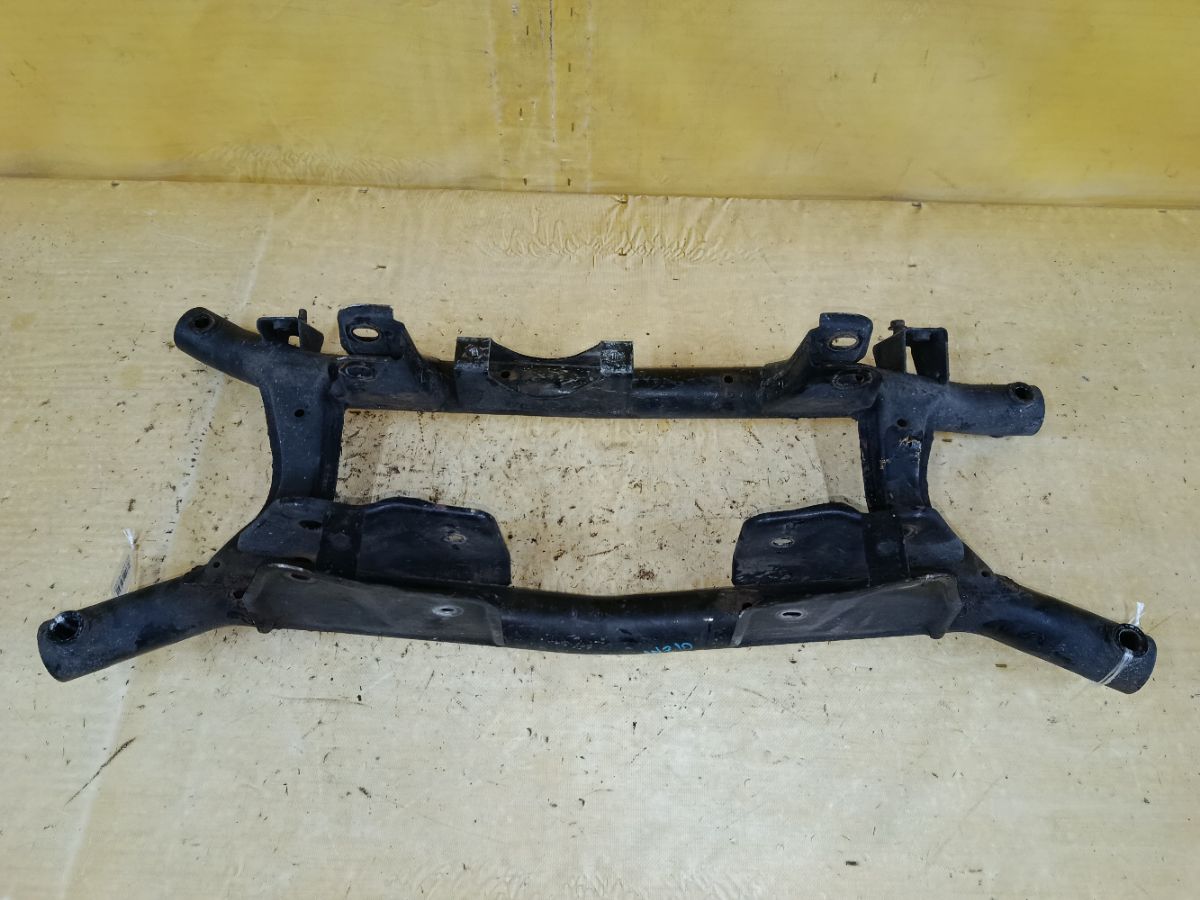 Балка подвески на Nissan Cube ANZ10 CGA3DE Фото 3