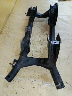 Балка подвески на Nissan Cube ANZ10 CGA3DE Фото 5