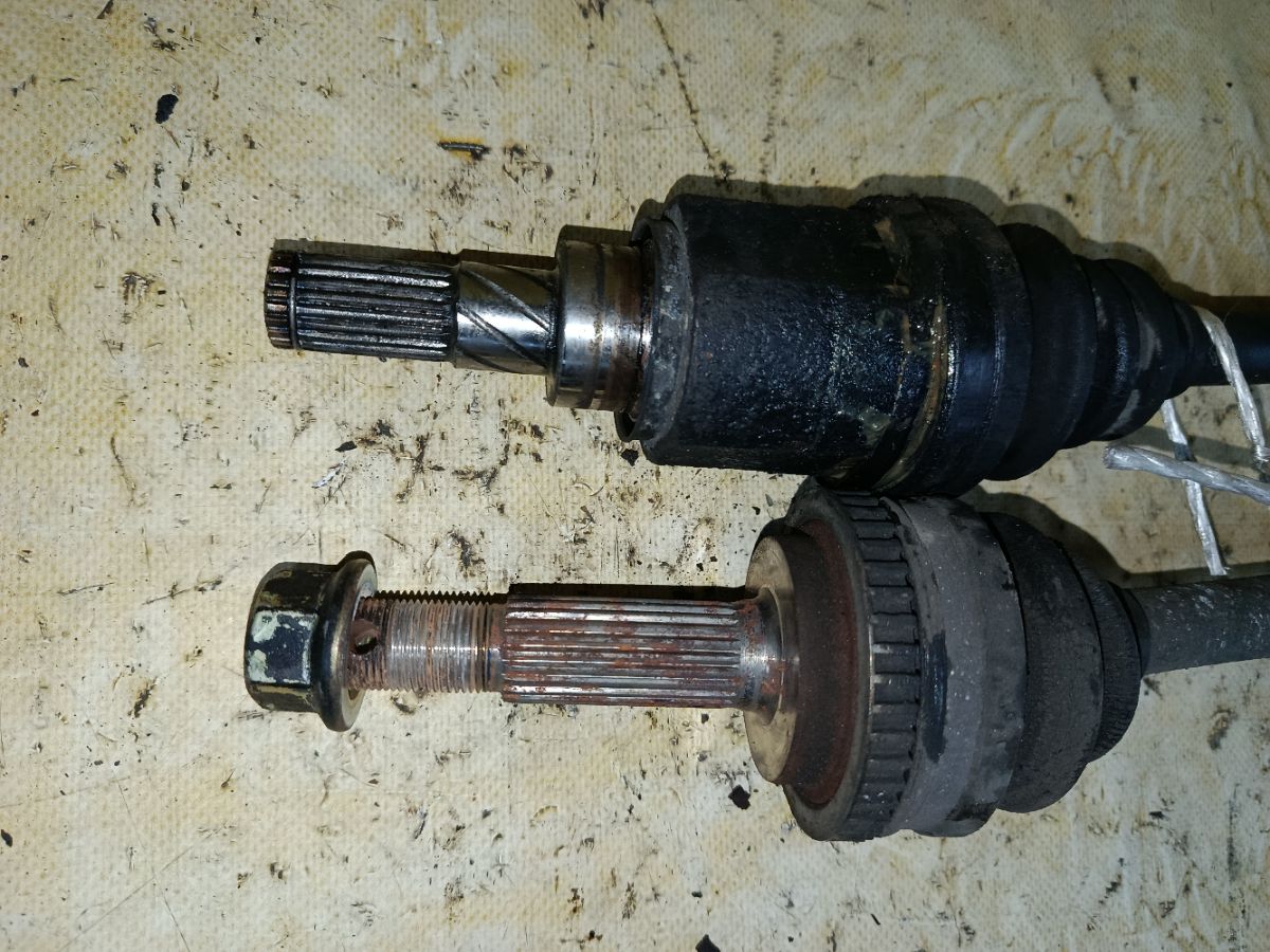 Привод на Nissan Cube ANZ10 CGA3DE Фото 2