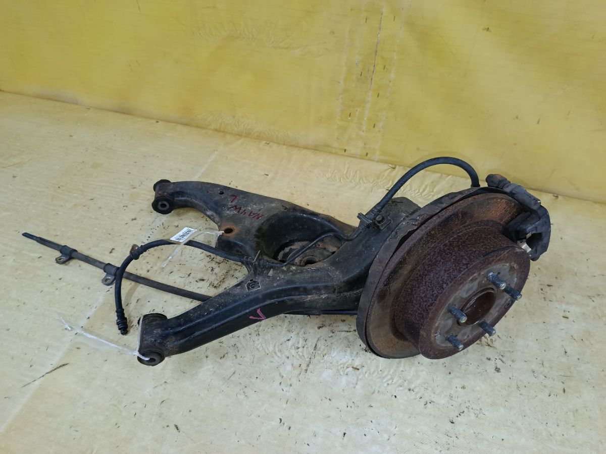 Ступица на Mitsubishi Grandis NA4W 4G69 Фото 1