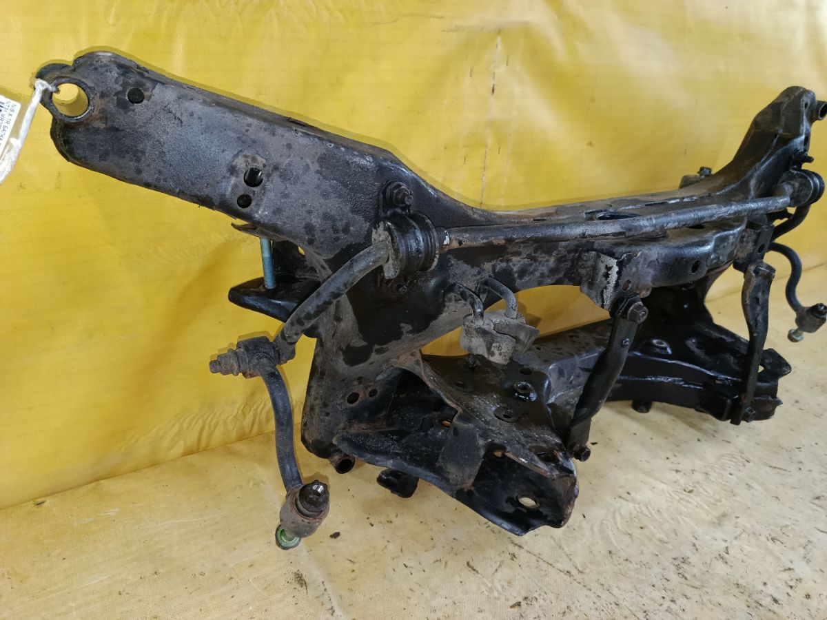 Балка подвески на Nissan X-Trail NT31 MR20DE Фото 3