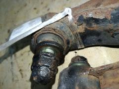 Рычаг на Nissan X-Trail NT31 MR20DE Фото 5