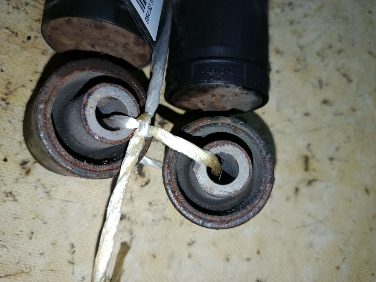 Амортизатор 19-213767, 30-J99-A, 314 044, 349078, 562101DA1B, 562103UZ0AB282, 562104837R, 562104BZ0A, 562104CE0B, 562104CL0B, 562104EA3B, 562105HA0B, 562105HA1B, 562105HA2A, 56210BM90A, 56210BM92A, 56210JG000, 56210JG01A, 56210JG02A, 56210JM000, 56210JM00A, 56210JM01A, 56210JY00A, 56210JY01A, 56210JY01B, CR-003R-J10, CR8827, E6210-BR00B, E62101DA1B, E62101DA2B, E62104BZ0A, E62104CE0B, E62104CL0B, E62104CM2A, E62104EA3B, E62104EA3C, E62105HA0B, E62105HA1B, E62105HA2A, E6210JG01A, E6B10JG01A, SJ-003R-J10, SST0053, ST-003R-J10 на Nissan X-Trail NT31 Фото 2