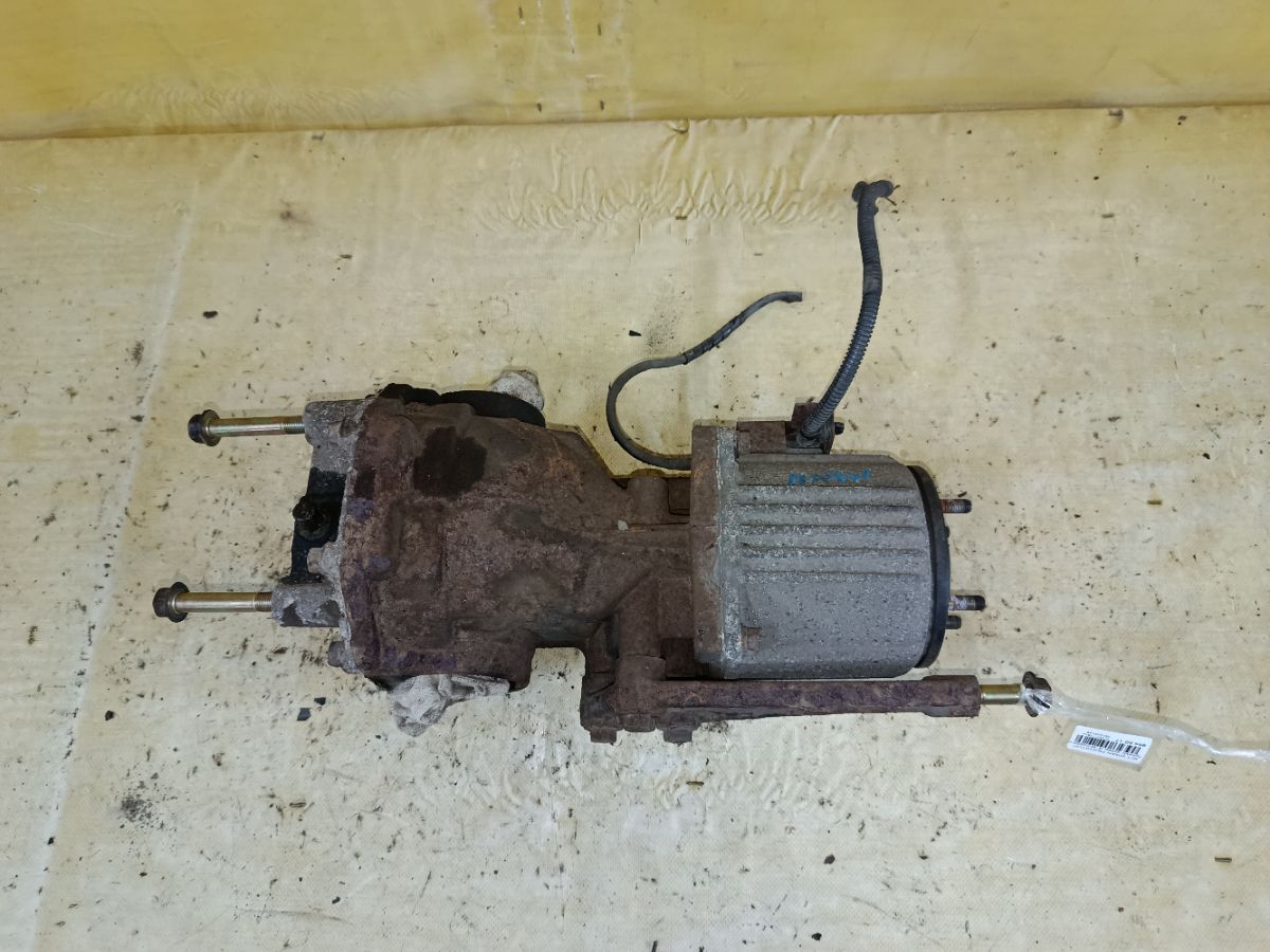 Редуктор MR586610 на Mitsubishi Grandis NA4W 4G69 Фото 1