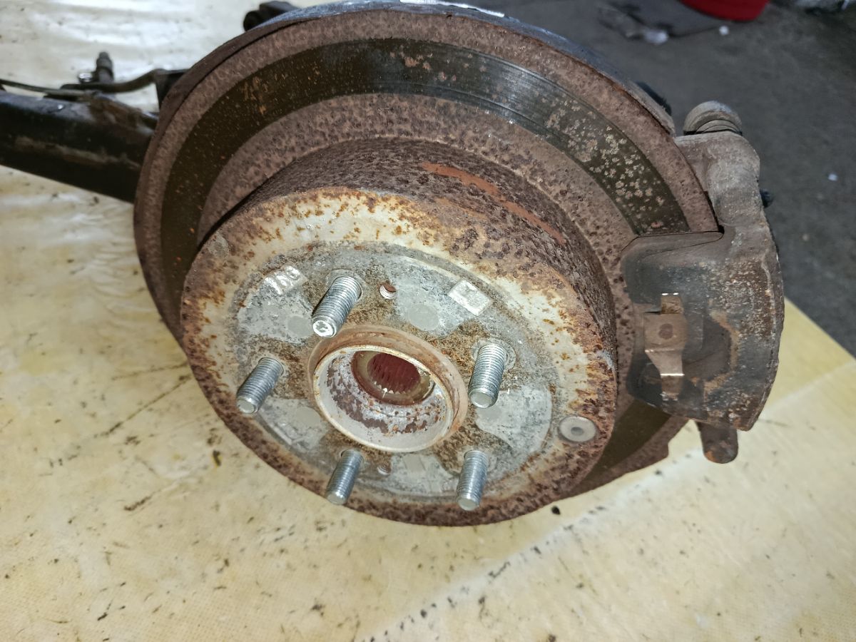 Ступица на Mitsubishi Grandis NA4W 4G69 Фото 4