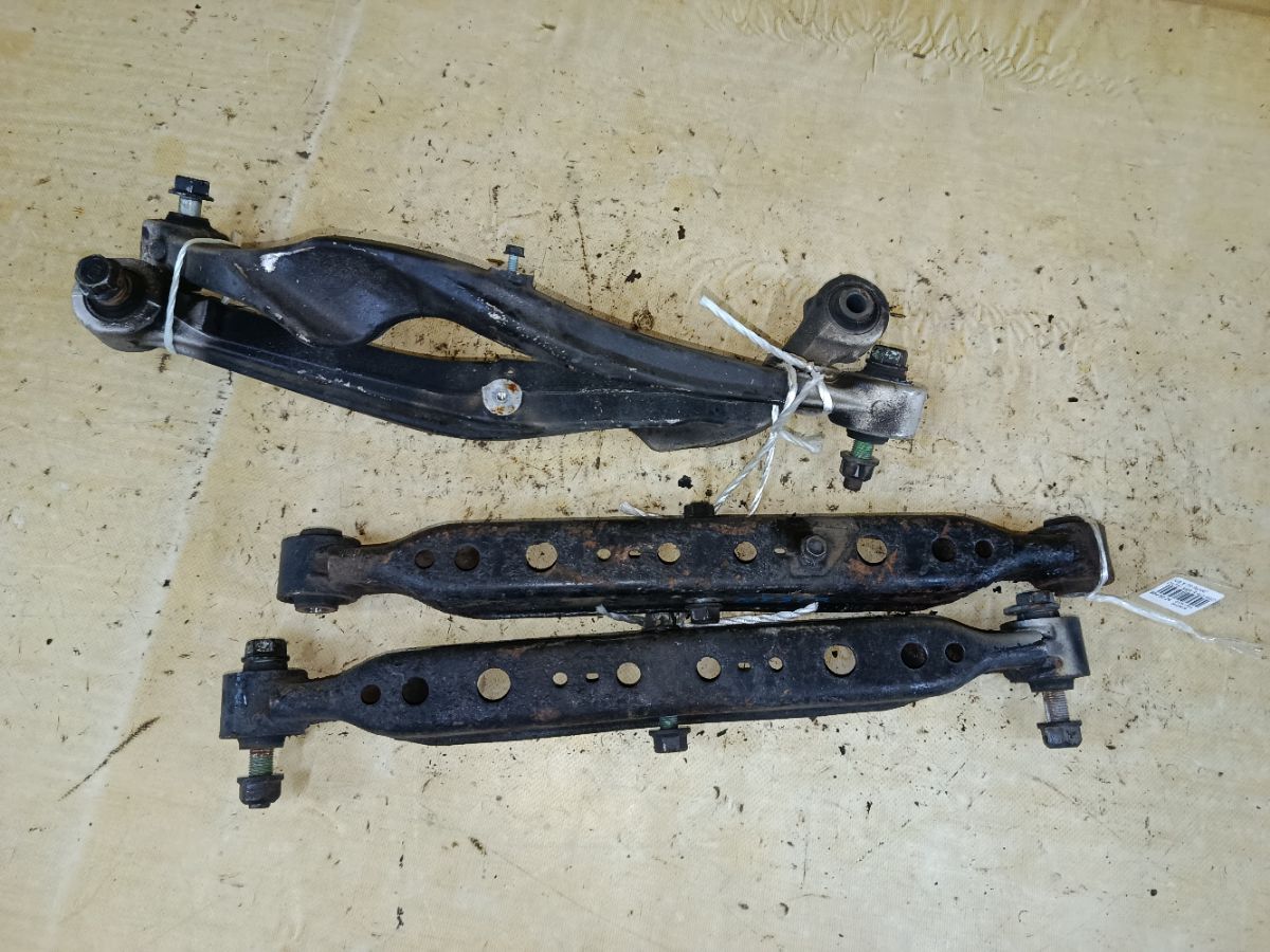 Рычаг на Nissan X-Trail DNT31 M9R Фото 10