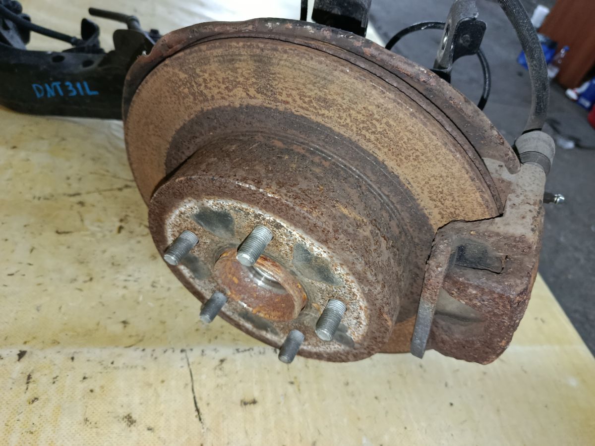 Ступица на Nissan X-Trail DNT31 M9R Фото 6