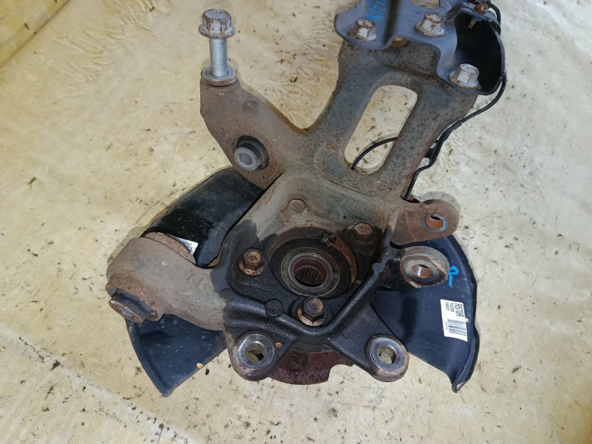 Ступица на Toyota Alphard Hybrid AYH30W 2AR-FXE Фото 2