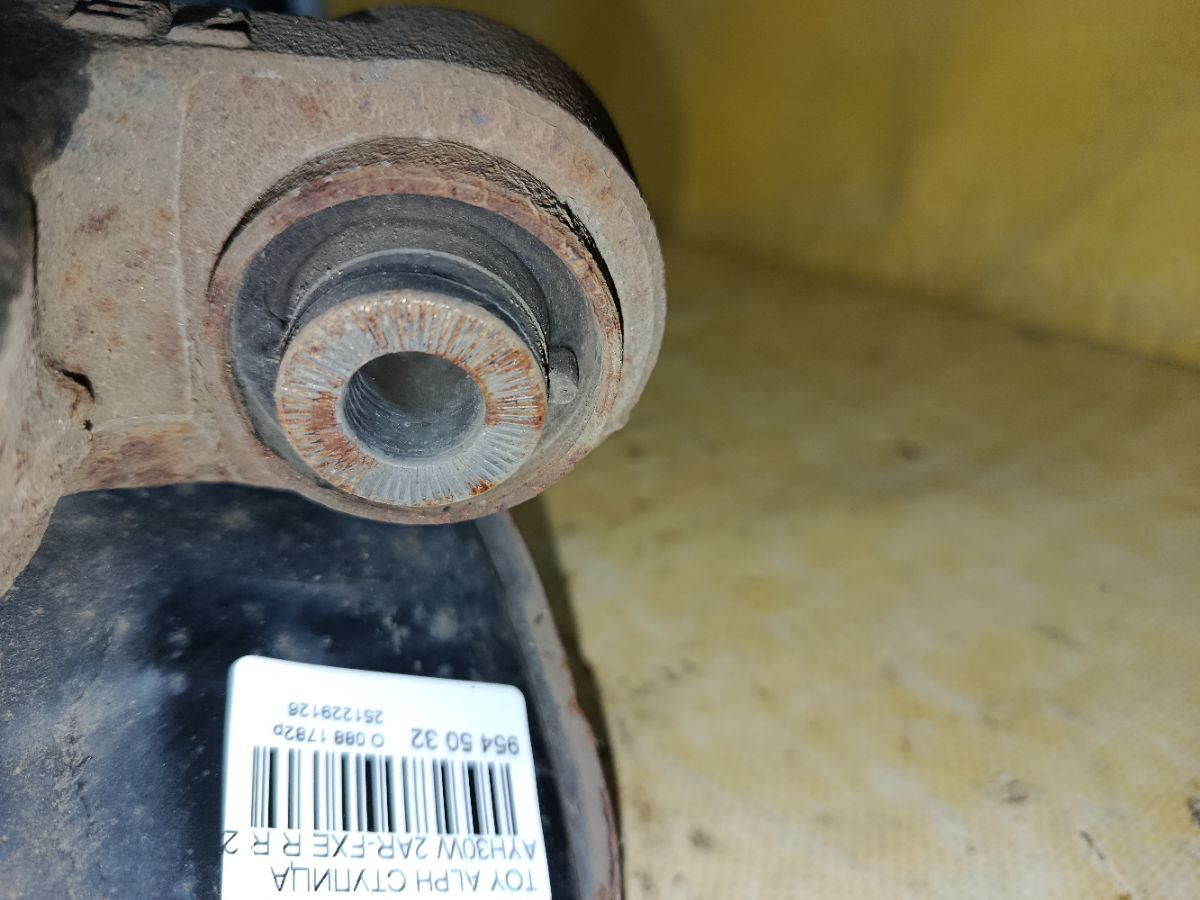 Ступица на Toyota Alphard Hybrid AYH30W 2AR-FXE Фото 4