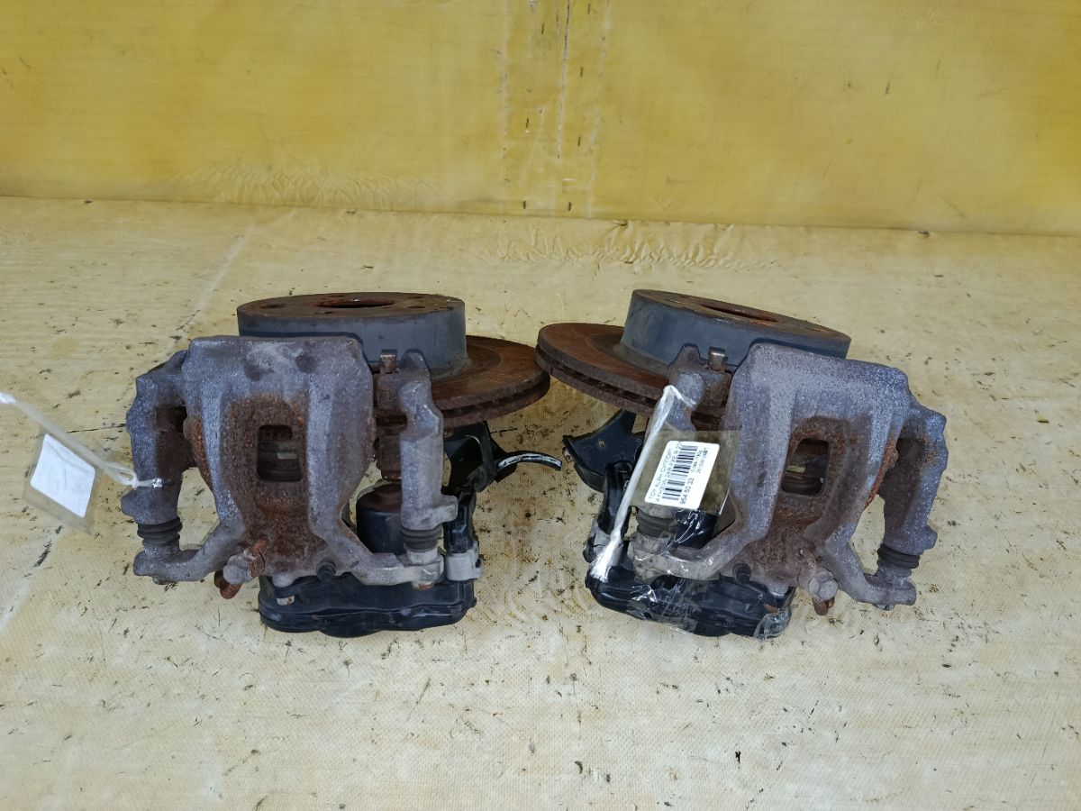 Суппорт на Toyota Alphard Hybrid AYH30W 2AR-FXE Фото 1