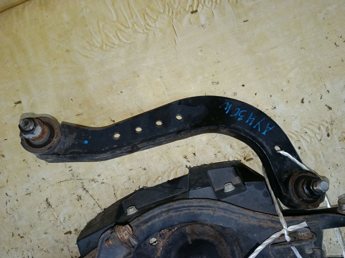 Рычаг на Toyota Alphard Hybrid AYH30W 2AR-FXE Фото 6