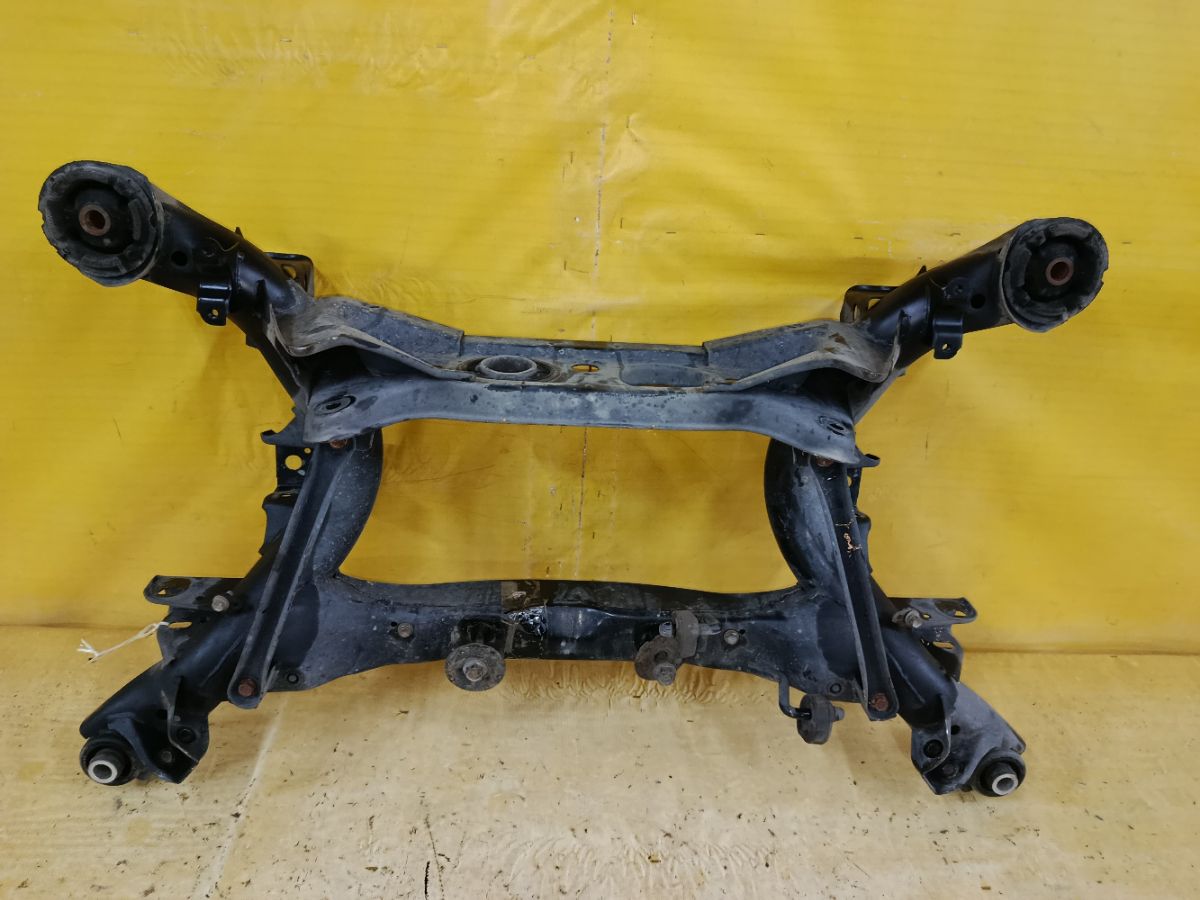 Балка подвески 51206-51030, 51206-53020 на Toyota Mark Ii GX110 1G-FE Фото 7