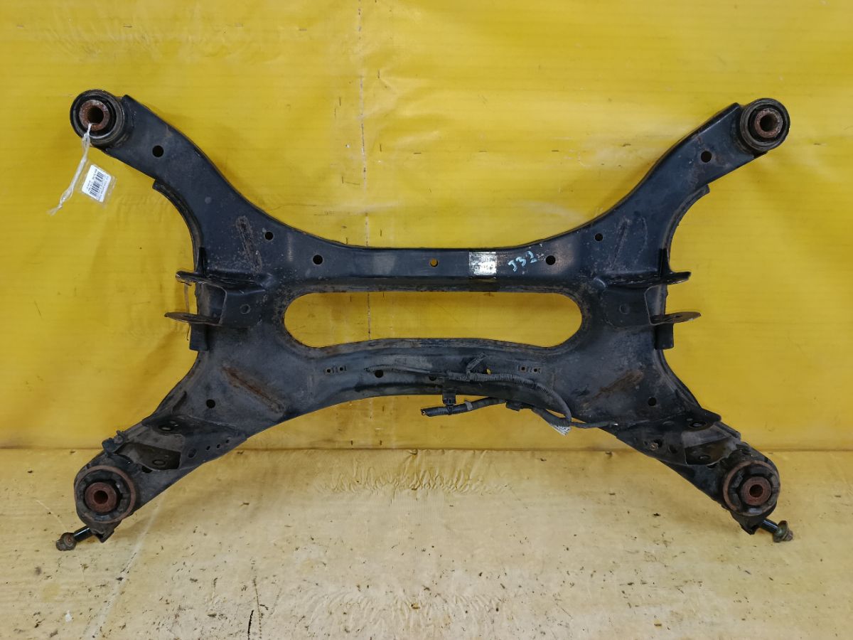 Балка подвески на Nissan Teana J32 VQ25DE Фото 1