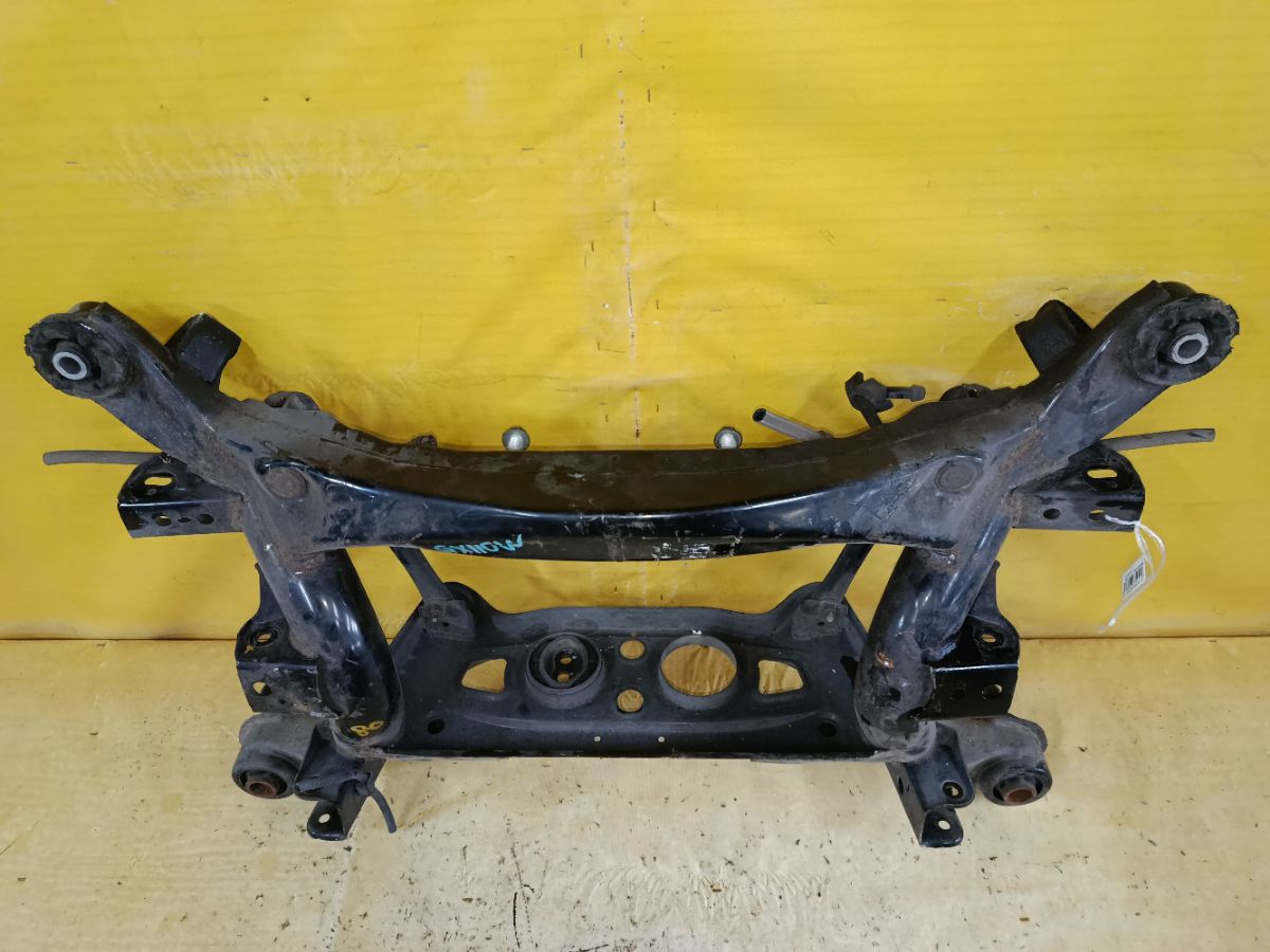 Балка подвески 51206-51030, 51206-53020 на Toyota Mark Ii GX110 1G-FE Фото 2