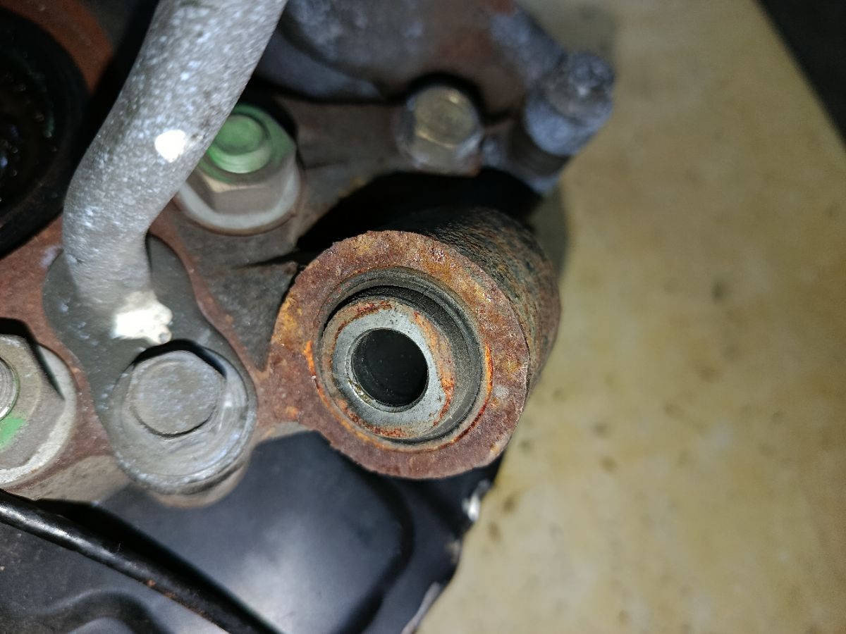 Ступица на Nissan Cima FHY33 VQ30DET Фото 3