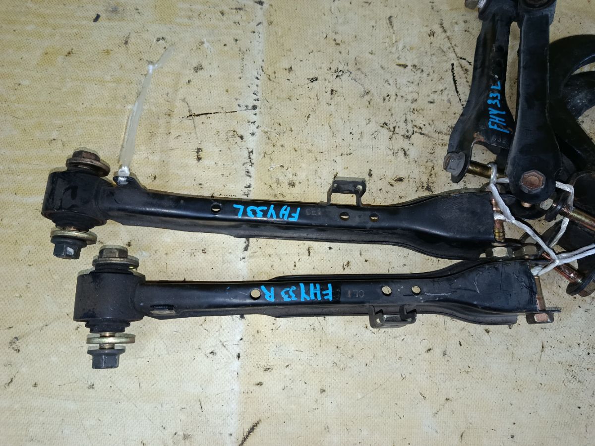 Рычаг на Nissan Cima FHY33 VQ30DET Фото 14