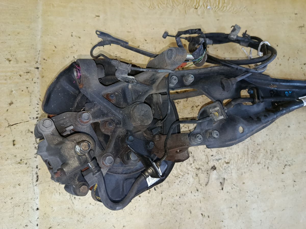 Ступица на Honda Stepwgn RF1 B20B Фото 2