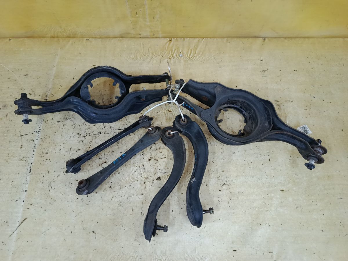 Рычаг на Honda Stepwgn RF1 B20B Фото 1