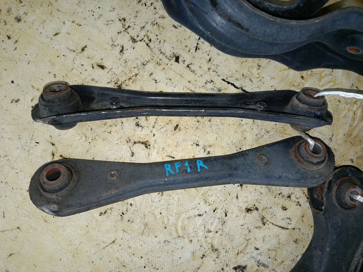 Рычаг на Honda Stepwgn RF1 B20B Фото 5