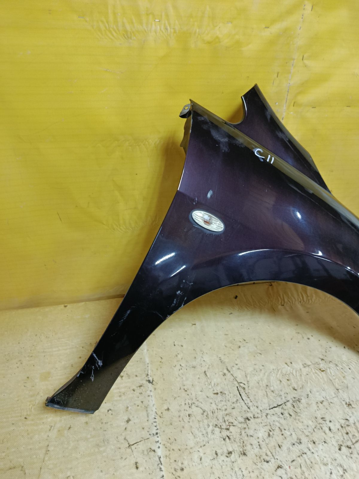 Крыло переднее на Nissan Tiida C11 Фото 3