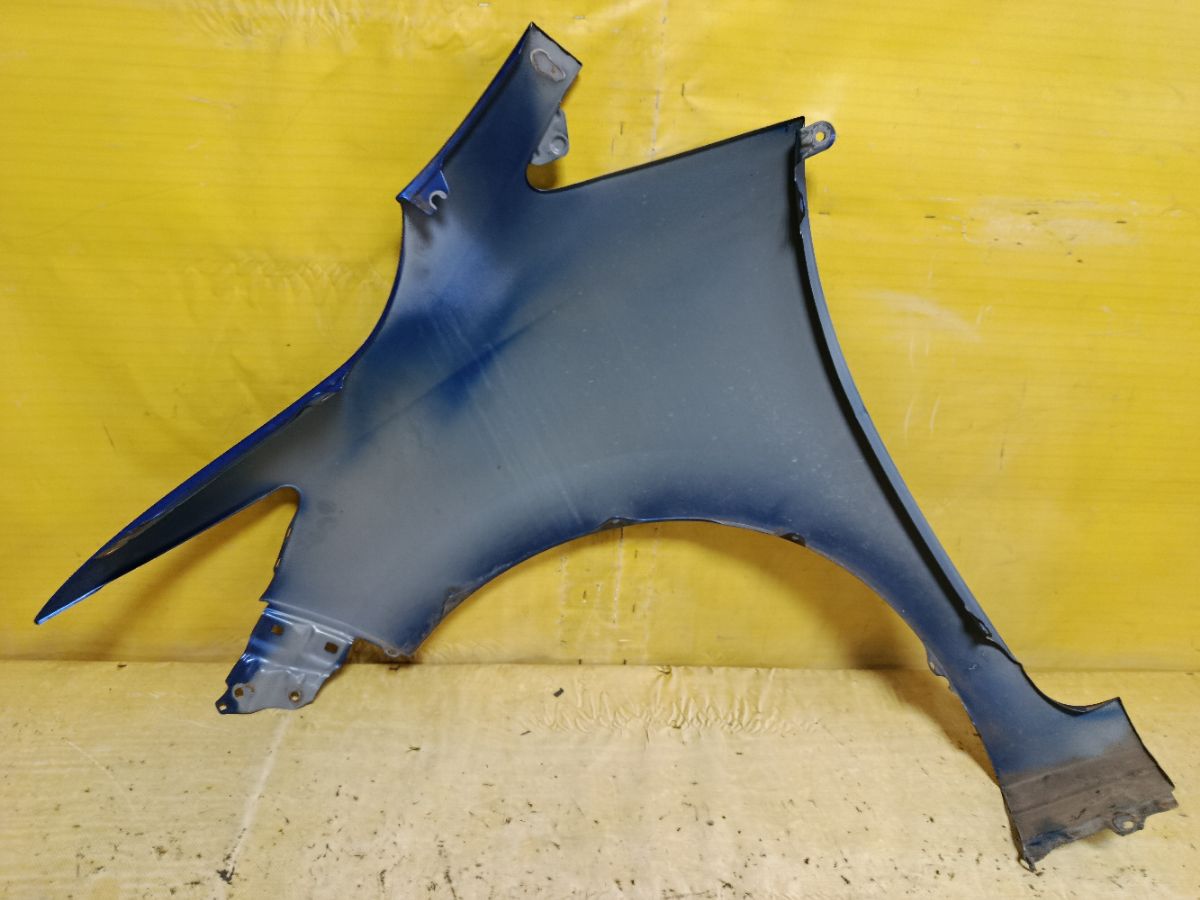Крыло переднее на Honda Fit GK3 Фото 5