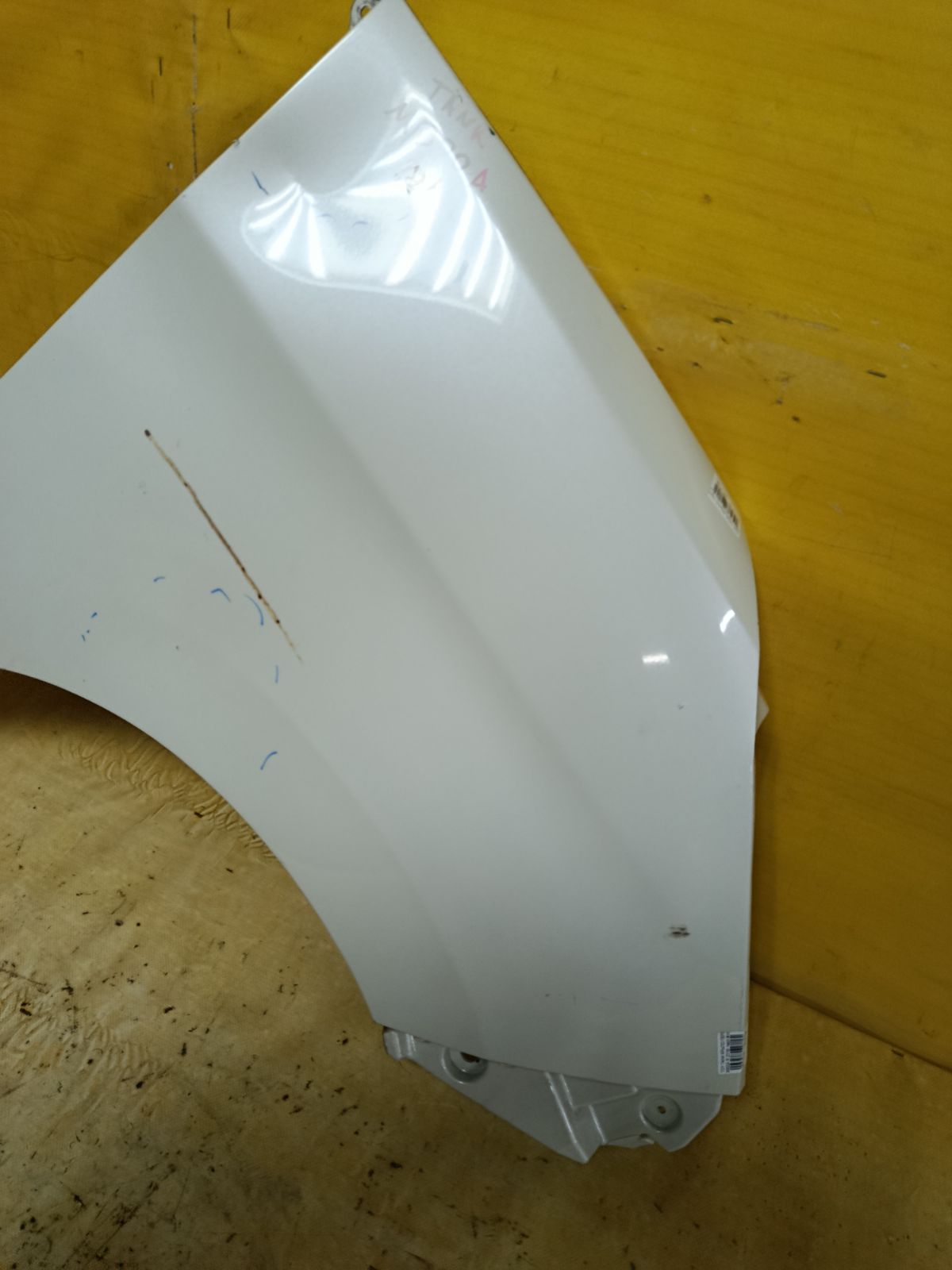 Крыло переднее на Toyota Tank M900A Фото 2