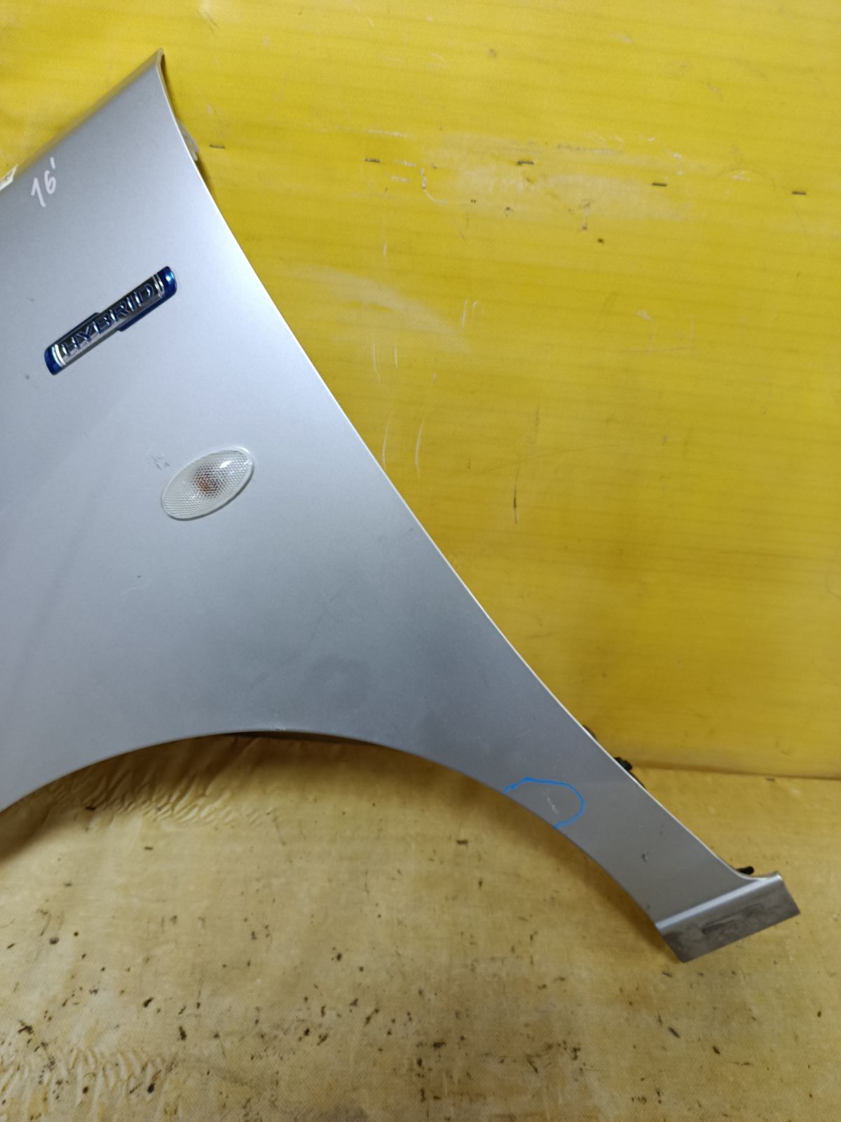 Крыло переднее на Suzuki Solio MA36S Фото 2