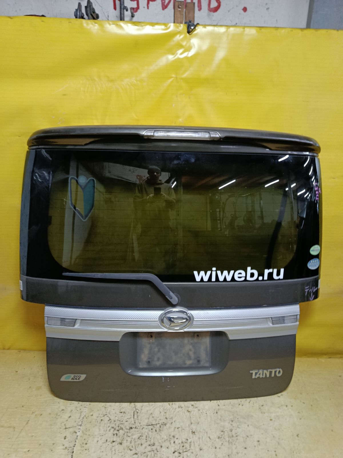 Дверь задняя 20704 20704 на Daihatsu Tanto L375S Фото 1