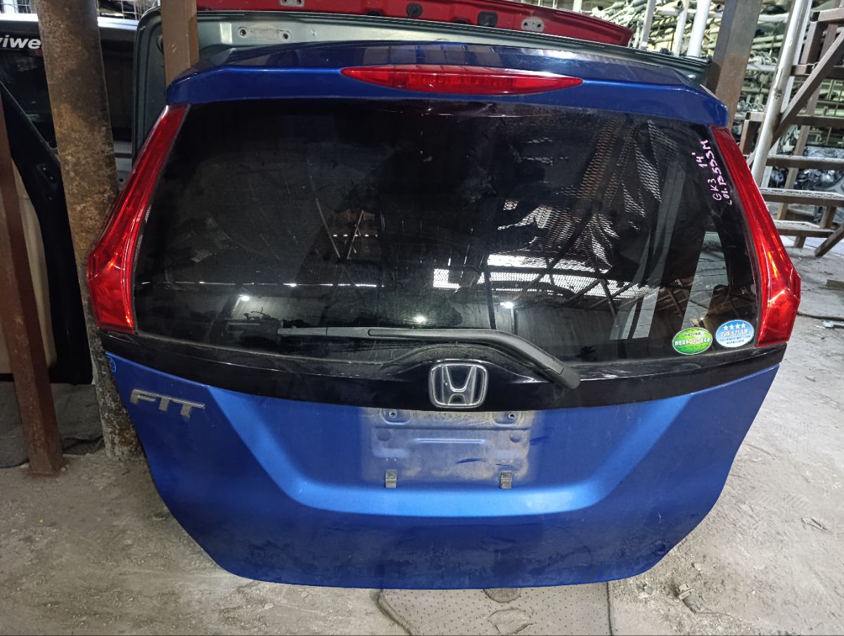 Дверь задняя W1693 W1693 на Honda Fit GK3 Фото 7