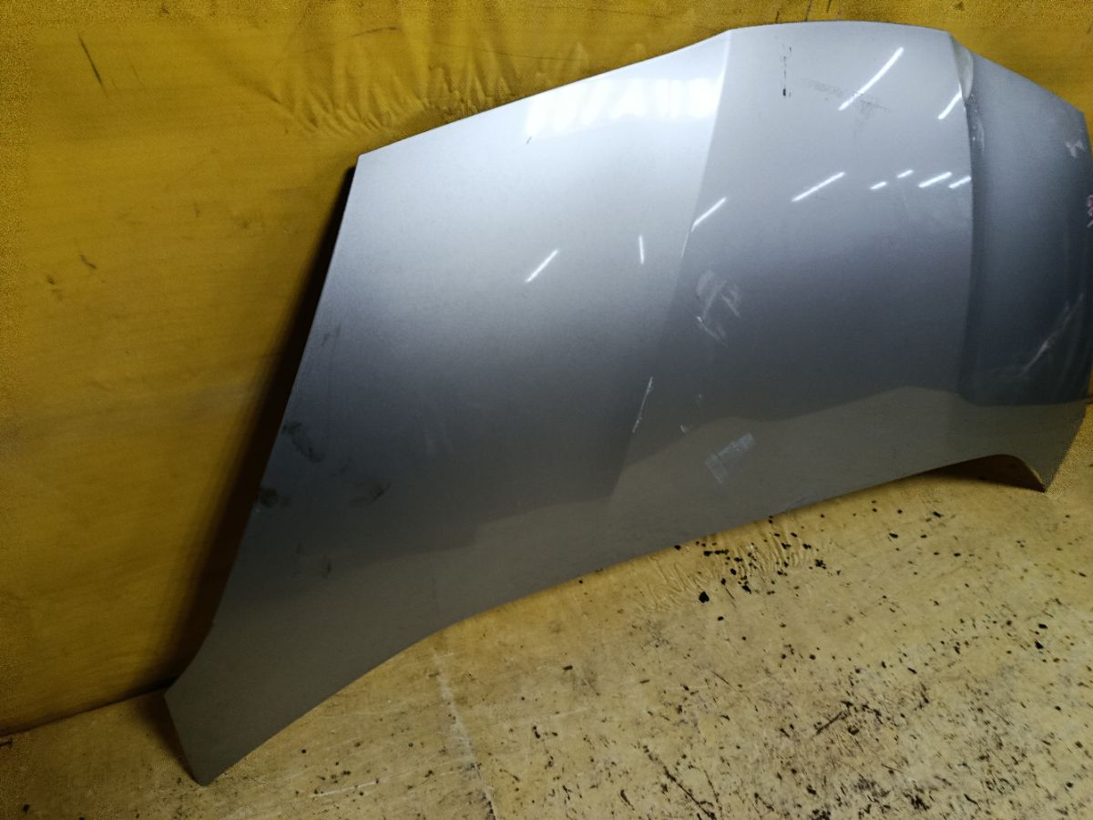 Капот на Honda Fit Hybrid GP1 Фото 2