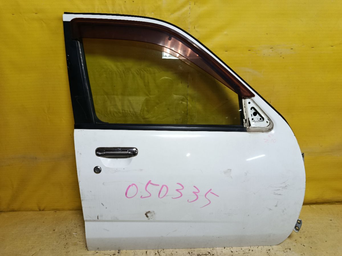 Дверь боковая на Nissan Cube Z10 Фото 1