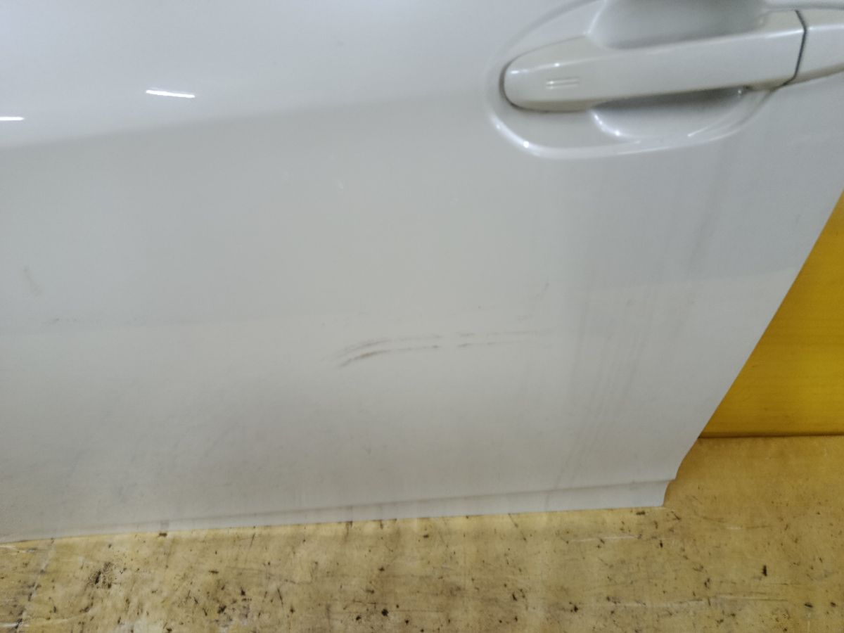 Дверь боковая на Toyota Ractis NCP120 Фото 2