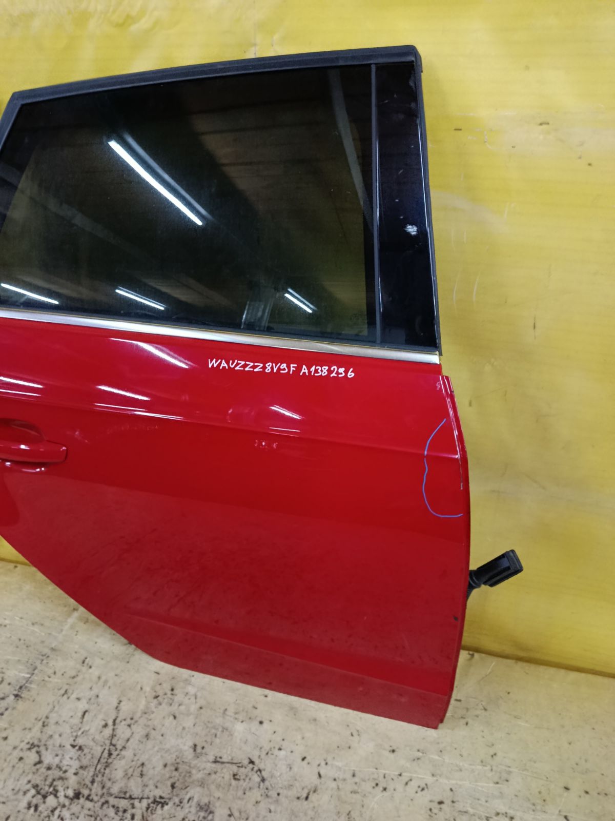 Дверь боковая на Audi A3 8V Фото 3