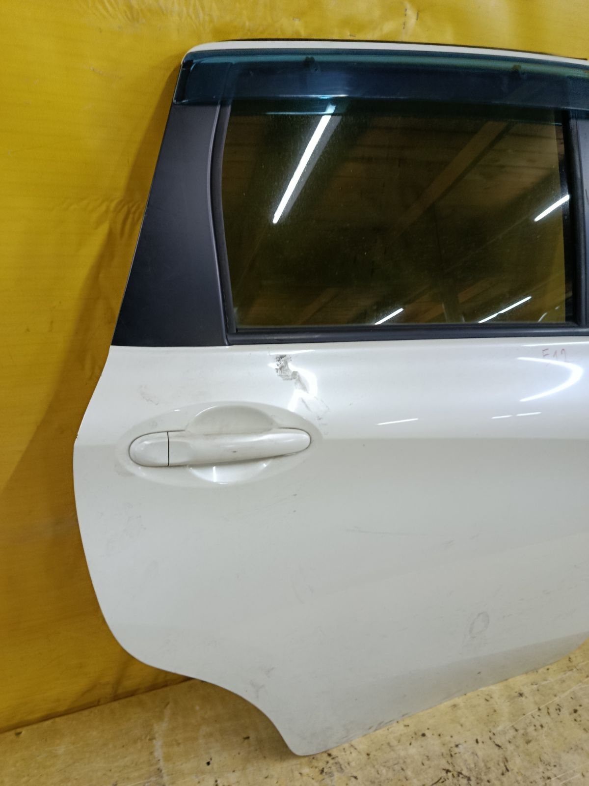 Дверь боковая на Nissan Note E12 Фото 3