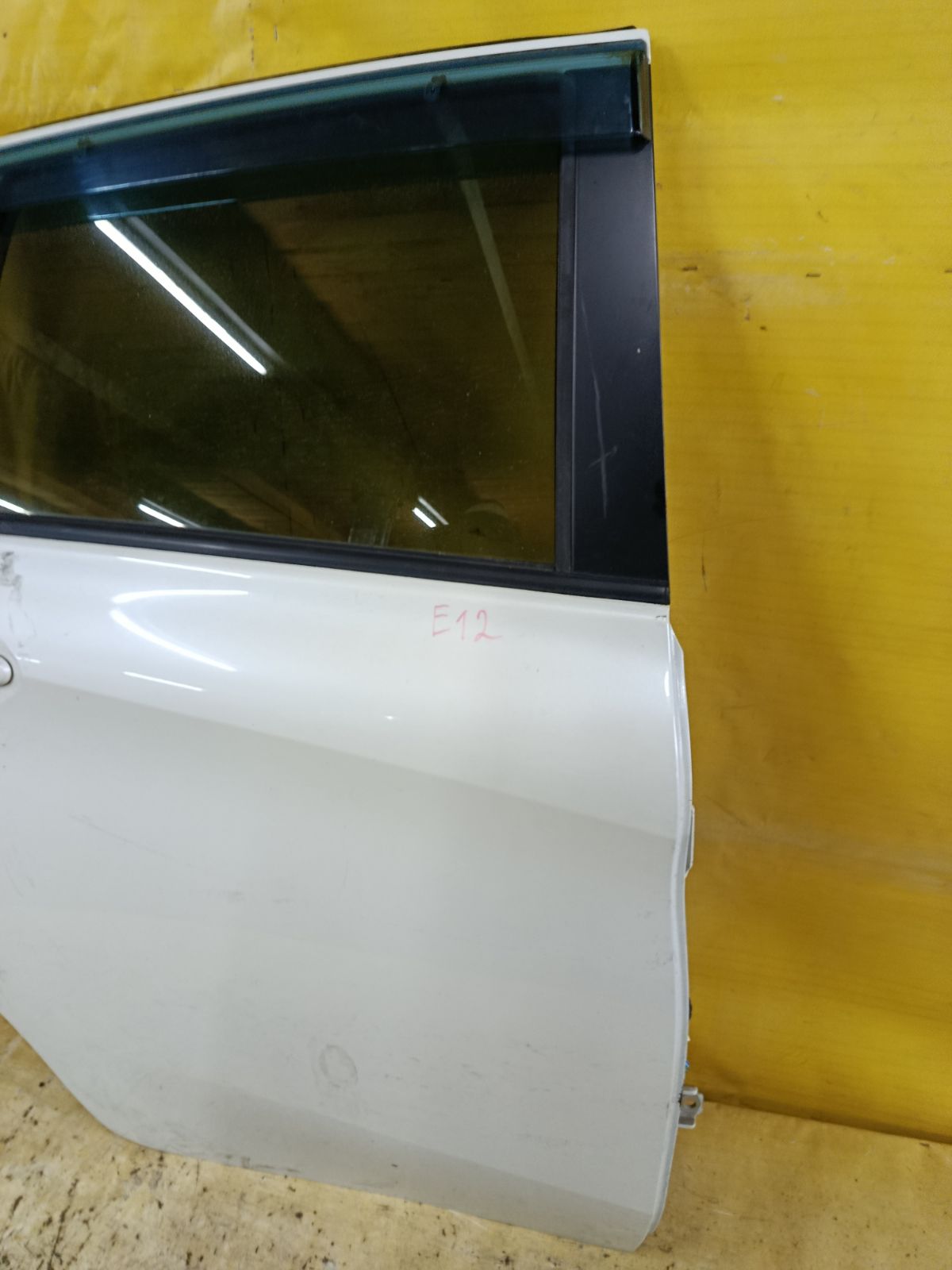 Дверь боковая на Nissan Note E12 Фото 4