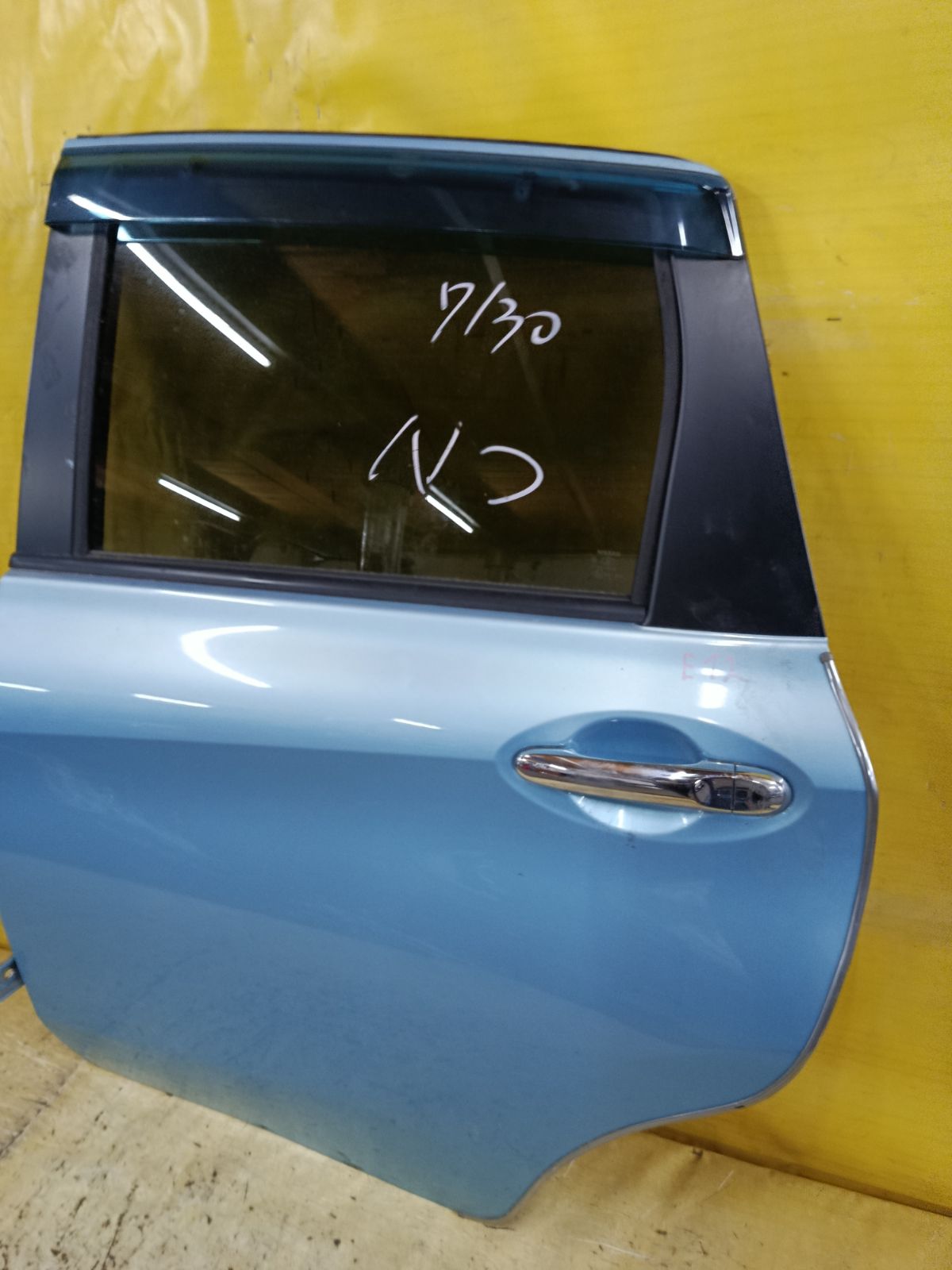 Дверь боковая на Nissan Note E12 Фото 3