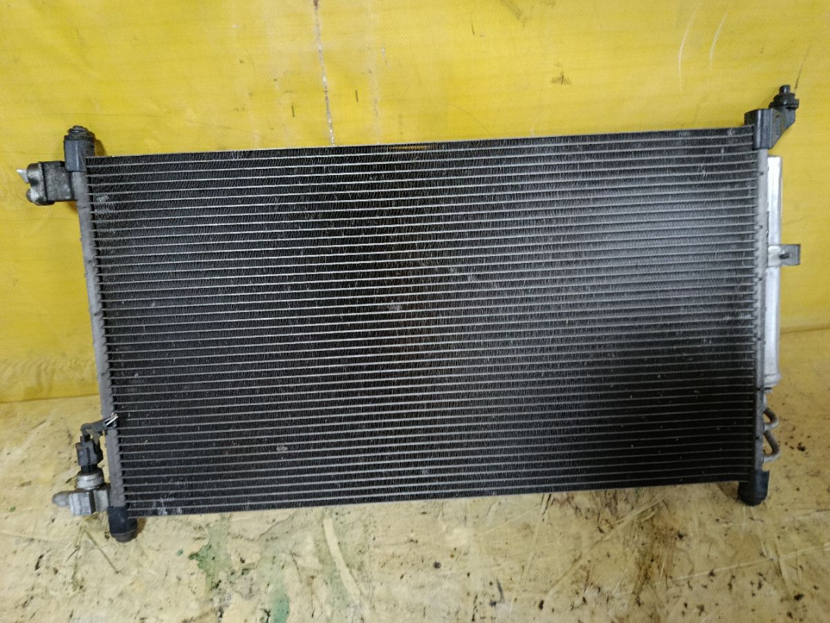 Радиатор кондиционера 92110 1U600, 92110 ED000, FX-267-3170, TD-267-3170 на Nissan Tiida C11 HR15DE Фото 1