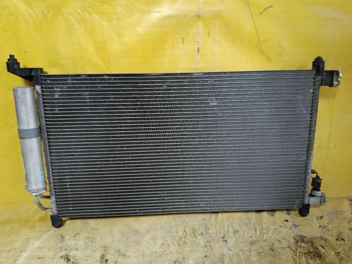 Радиатор кондиционера 92110 1U600, 92110 ED000, FX-267-3170, TD-267-3170 на Nissan Tiida C11 HR15DE Фото 2
