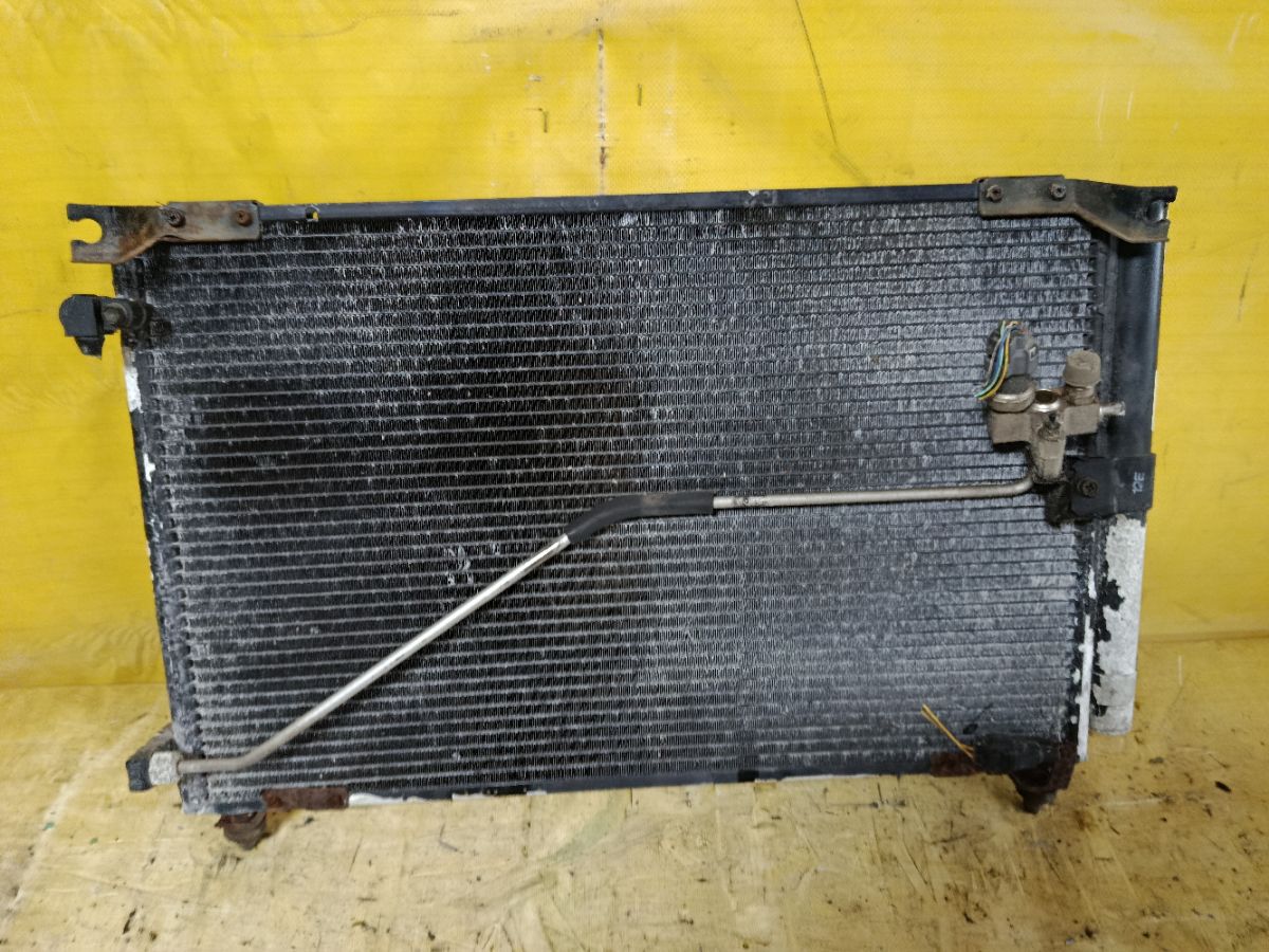 Радиатор кондиционера 88460-44310, 88460-44320, FX-267-5763, TD-267-5763 на Toyota Gaia ACM10G 1AZ-FSE Фото 2