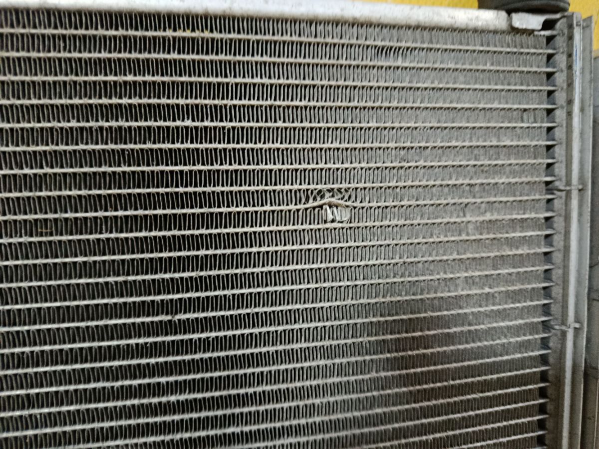 Радиатор кондиционера на Honda Fit Shuttle GP2 LDA Фото 5