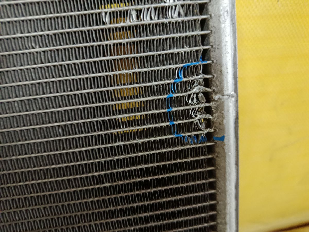 Радиатор кондиционера на Honda Fit Hybrid GP1 LDA Фото 2