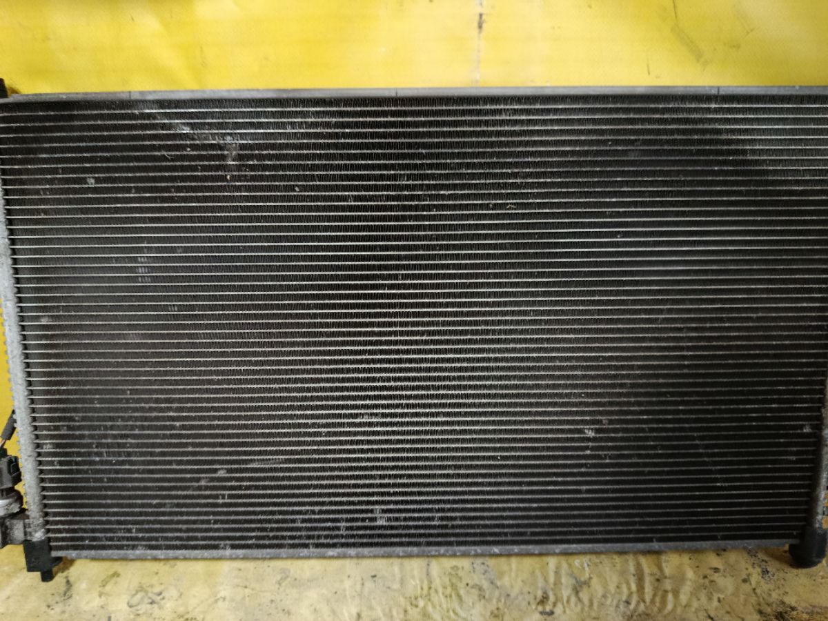 Радиатор кондиционера на Nissan Cube Z12 HR15DE Фото 3