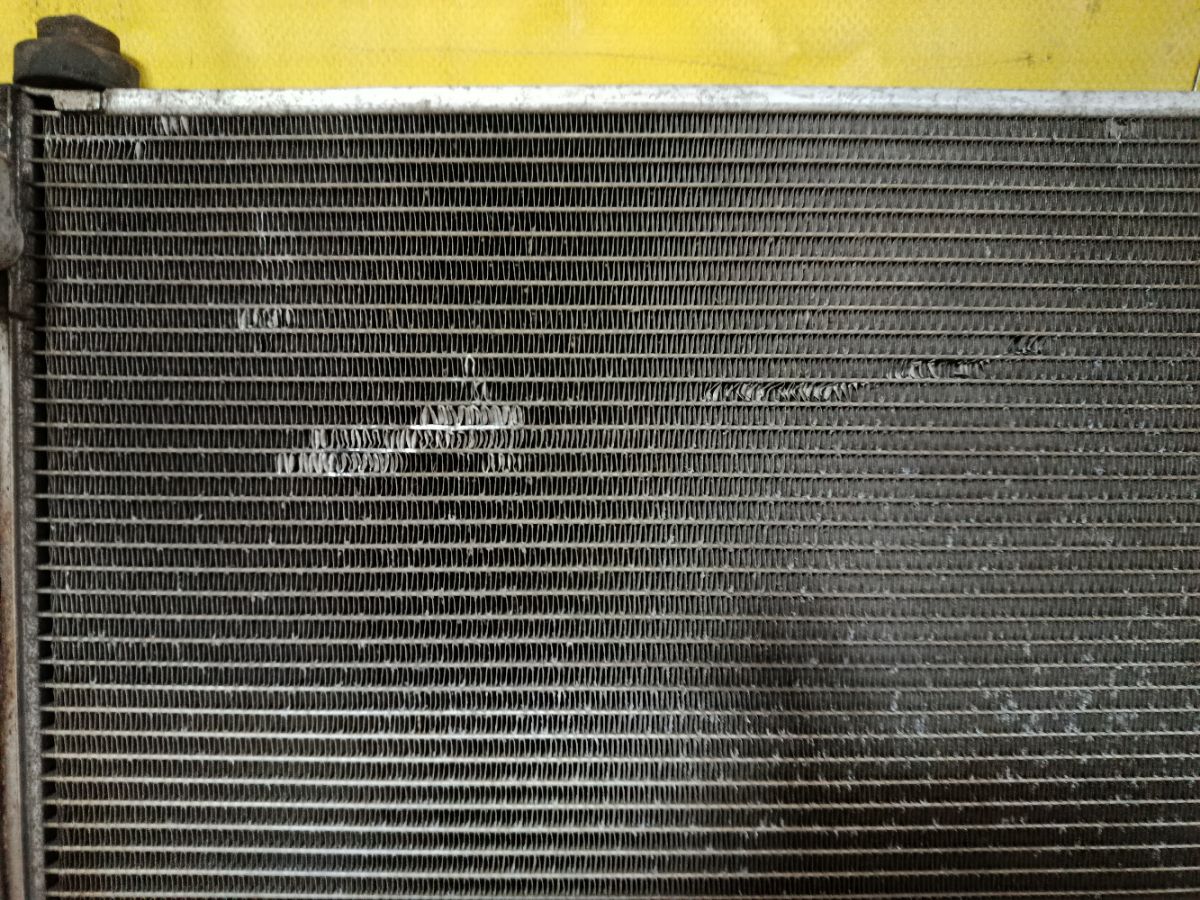 Радиатор кондиционера на Honda Fit GE6 L13A Фото 4