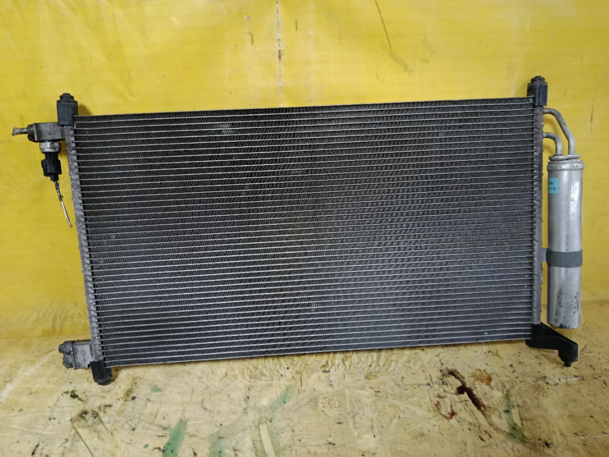 Радиатор кондиционера 92110 1U600, 92110 ED000, FX-267-3170, TD-267-3170 на Nissan Note E11 HR15DE Фото 1