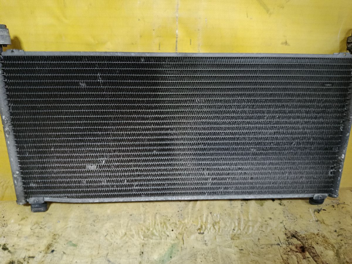 Радиатор кондиционера на Nissan Cube Z10 CG13DE Фото 3
