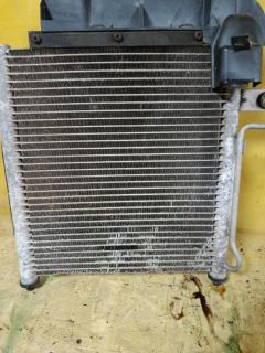 Радиатор кондиционера на Mazda Demio DW3W B3 Фото 3