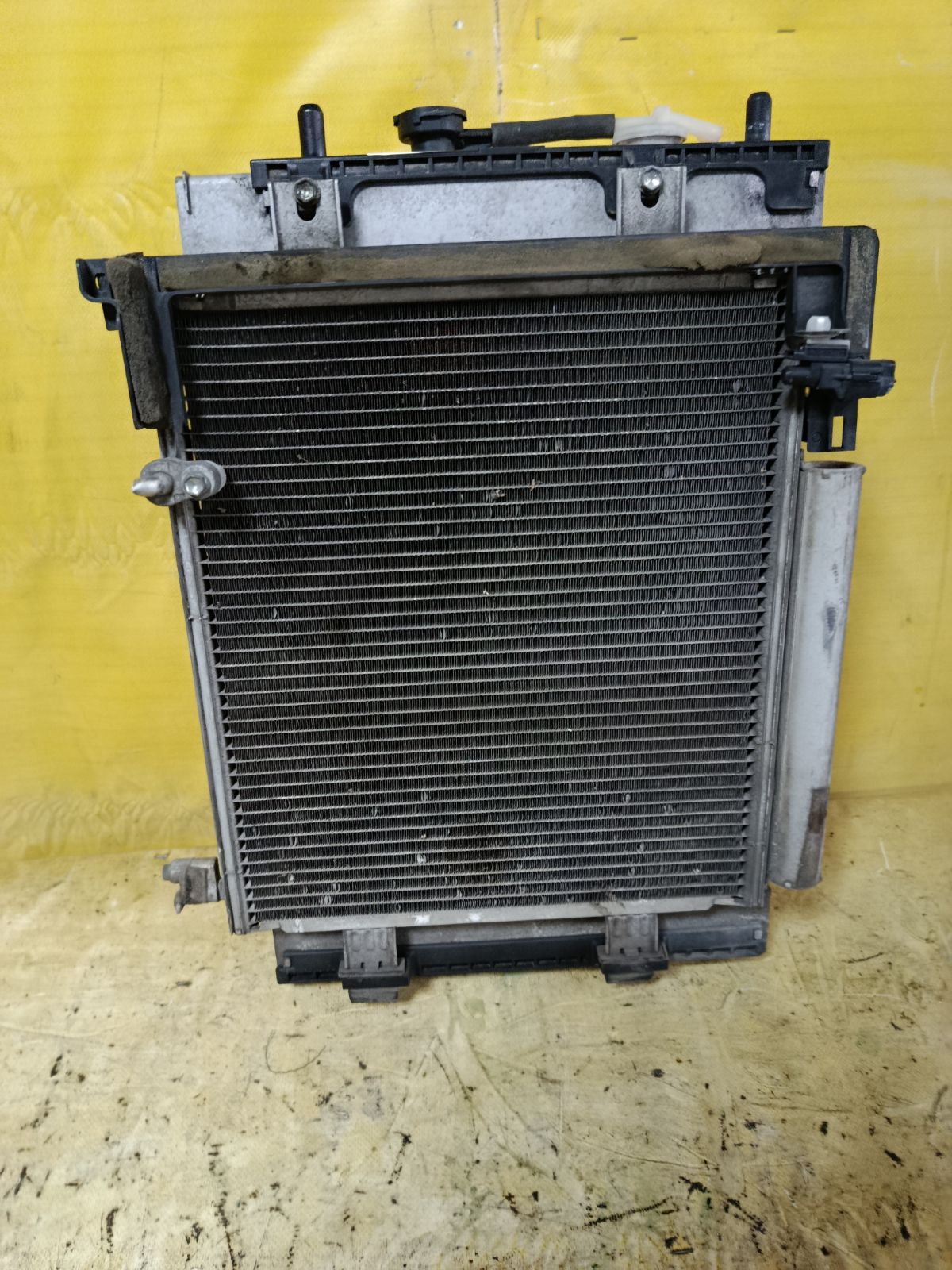 Радиатор ДВС на Daihatsu Tanto L375S KF Фото 1