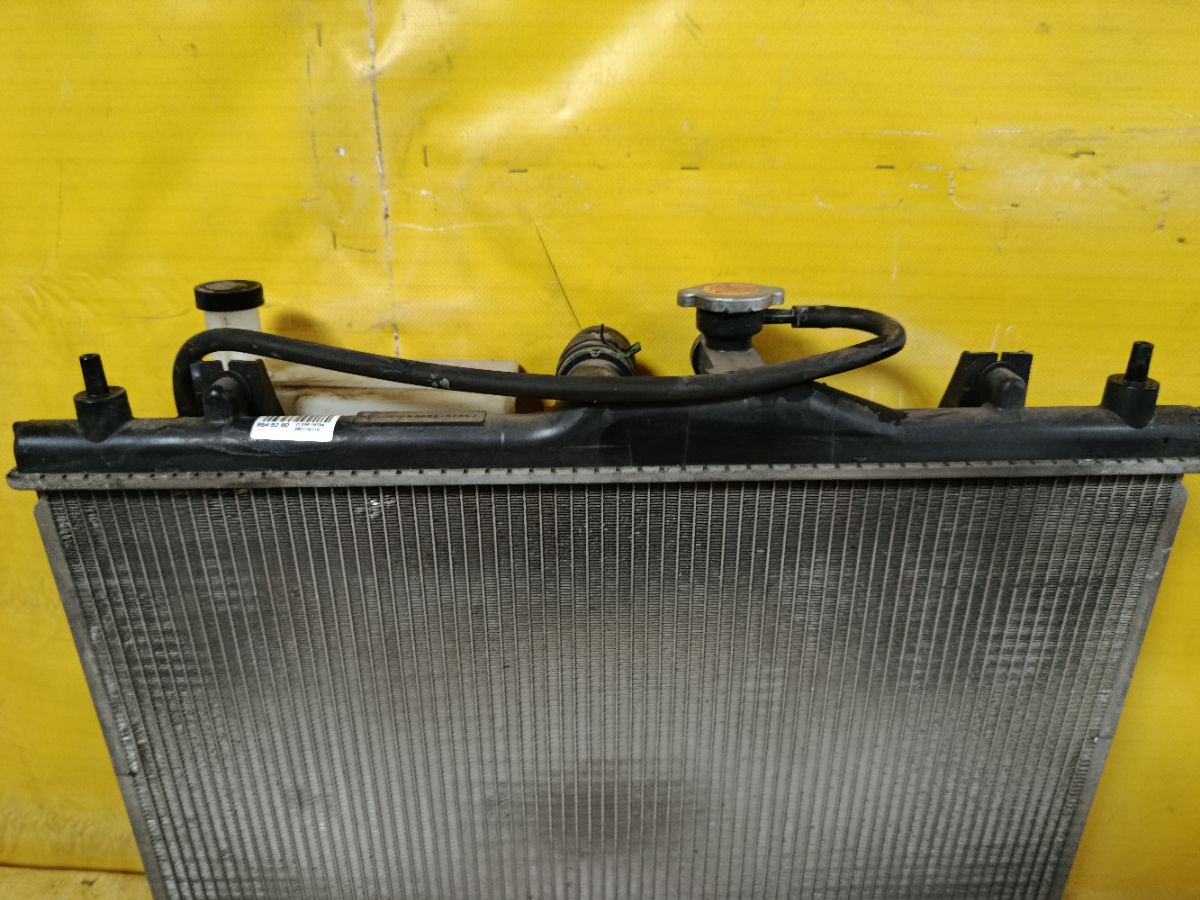 Радиатор ДВС на Nissan Tiida Latio SC11 HR15DE Фото 3